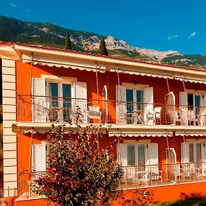 Diona Apartment Lourdata (Kefalonia)